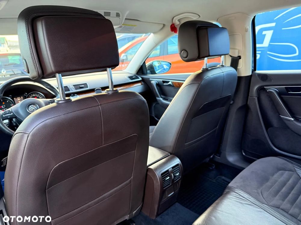 Volkswagen Passat Variant 2.0 Blue TDI SCR Trendline - 11