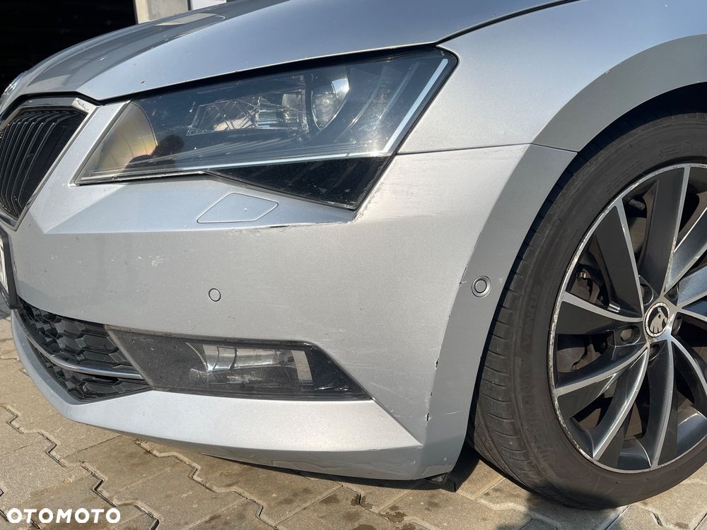 Skoda Superb 2.0 TDI L&K DSG - 15