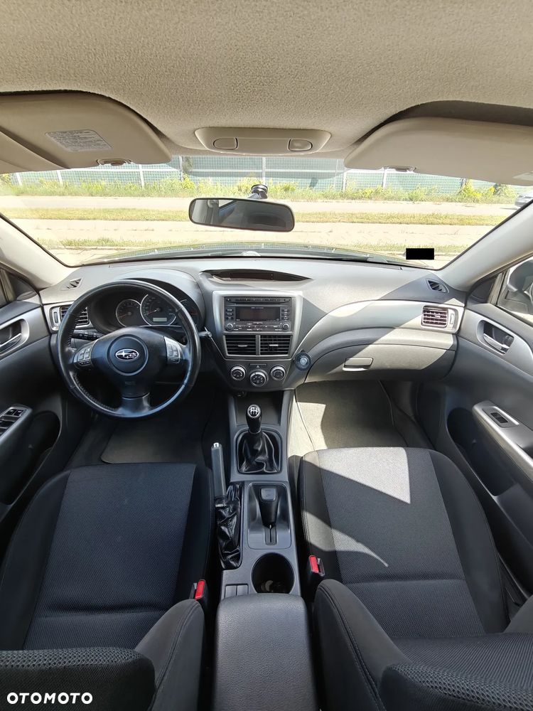 Subaru Impreza 2.0 RS - 10