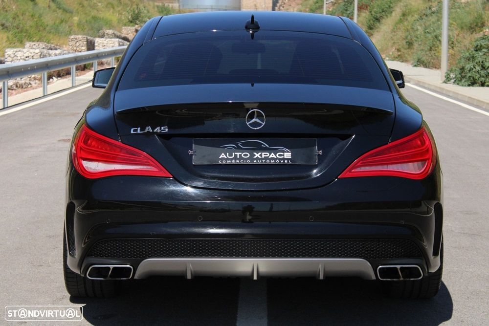 Mercedes-Benz CLA 45 AMG 4Matic 7G-DCT - 17