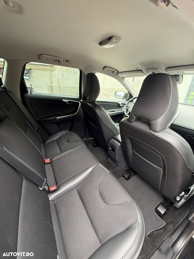 Volvo XC 60 - 13