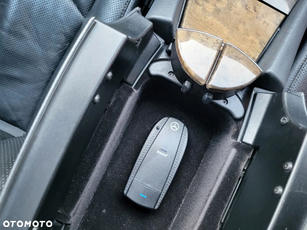 Mercedes-Benz Klasa E 500 T Avantgarde - 36