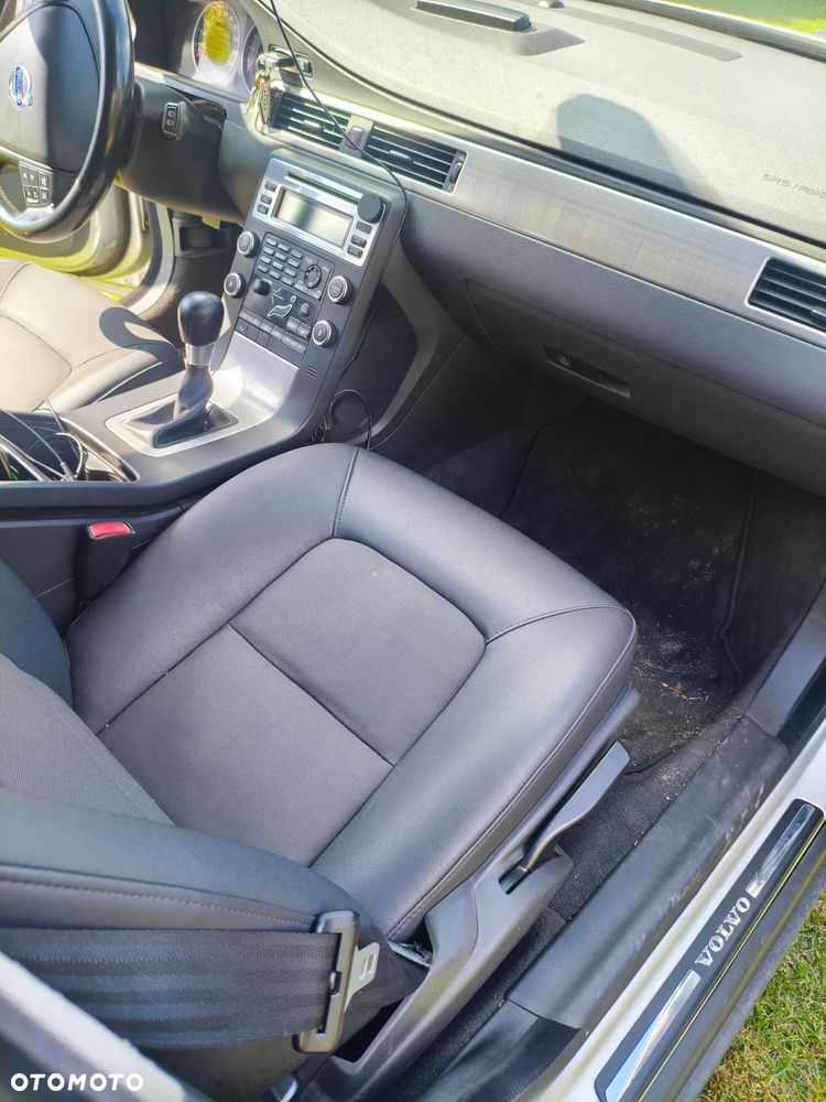 Volvo V70 - 11