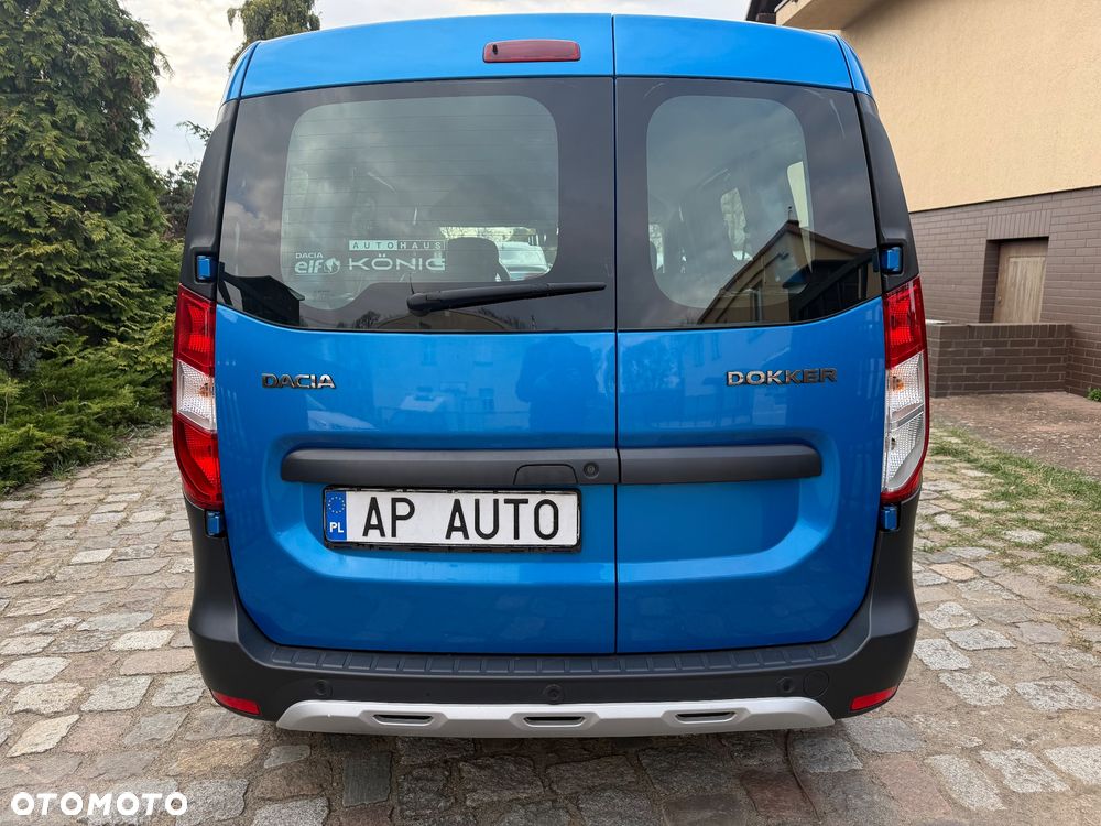 Dacia Dokker TCe 115 Stepway Celebration - 4