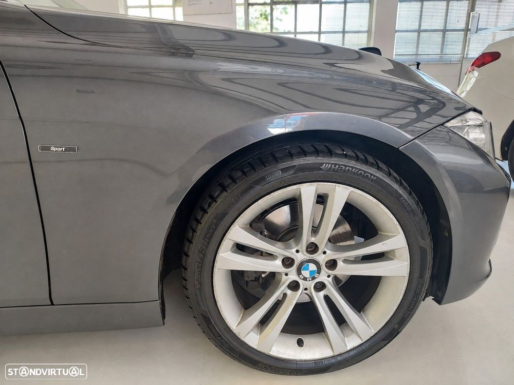 BMW 320 d Line Sport - 6