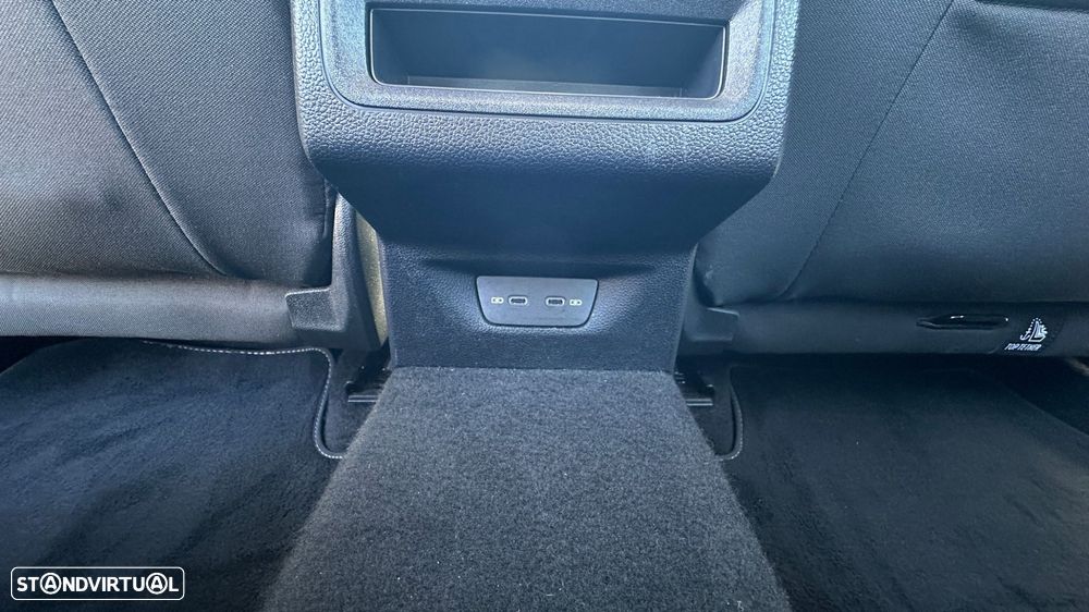 VW Golf Variant 1.0 eTSI Life DSG - 11