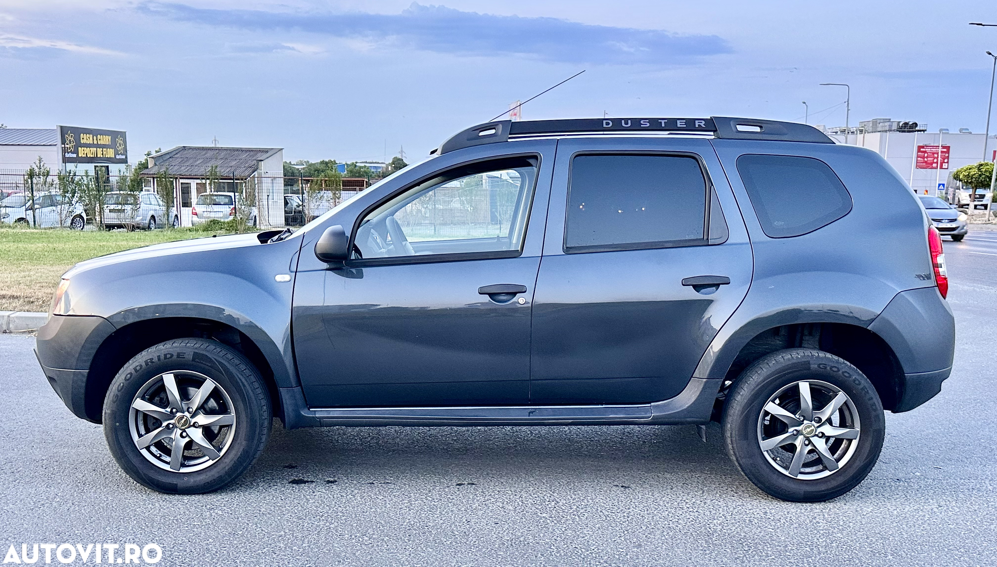 Dacia Duster 1.2 TCe Prestige jante 16" - 2