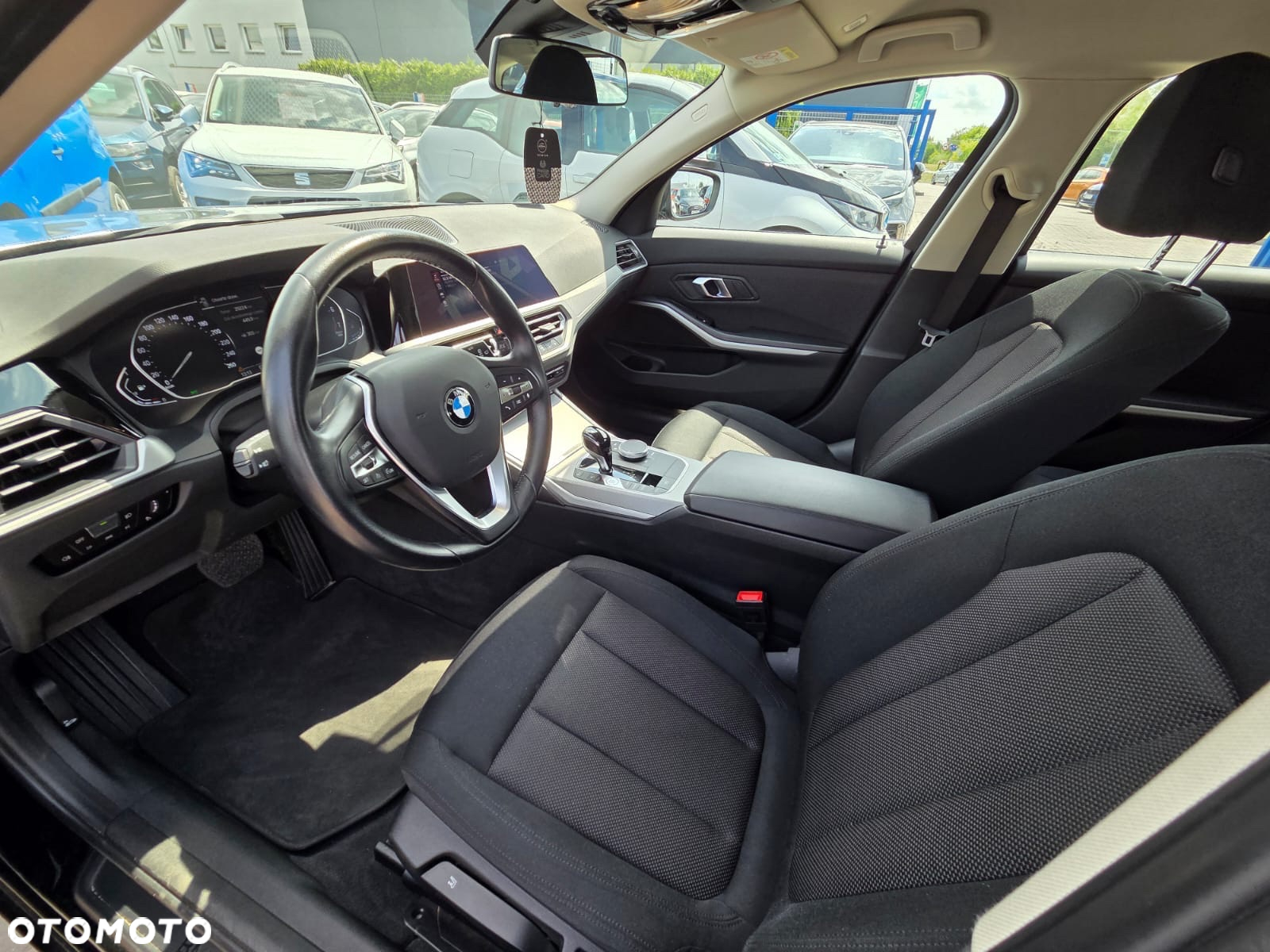 BMW Seria 3 318i - 7