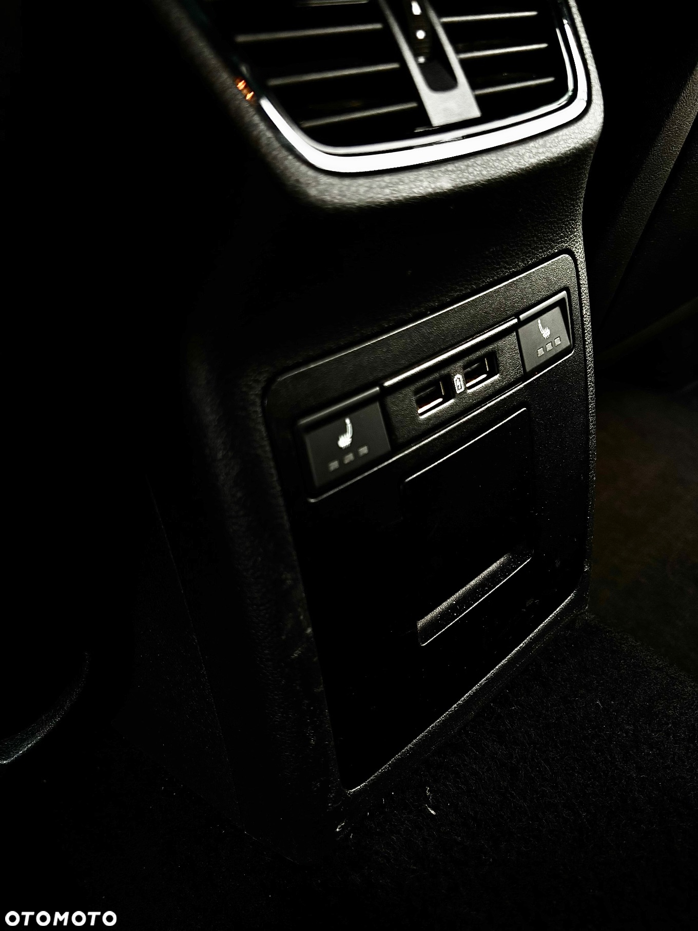 Skoda Octavia 2.0 TDI RS DSG - 23
