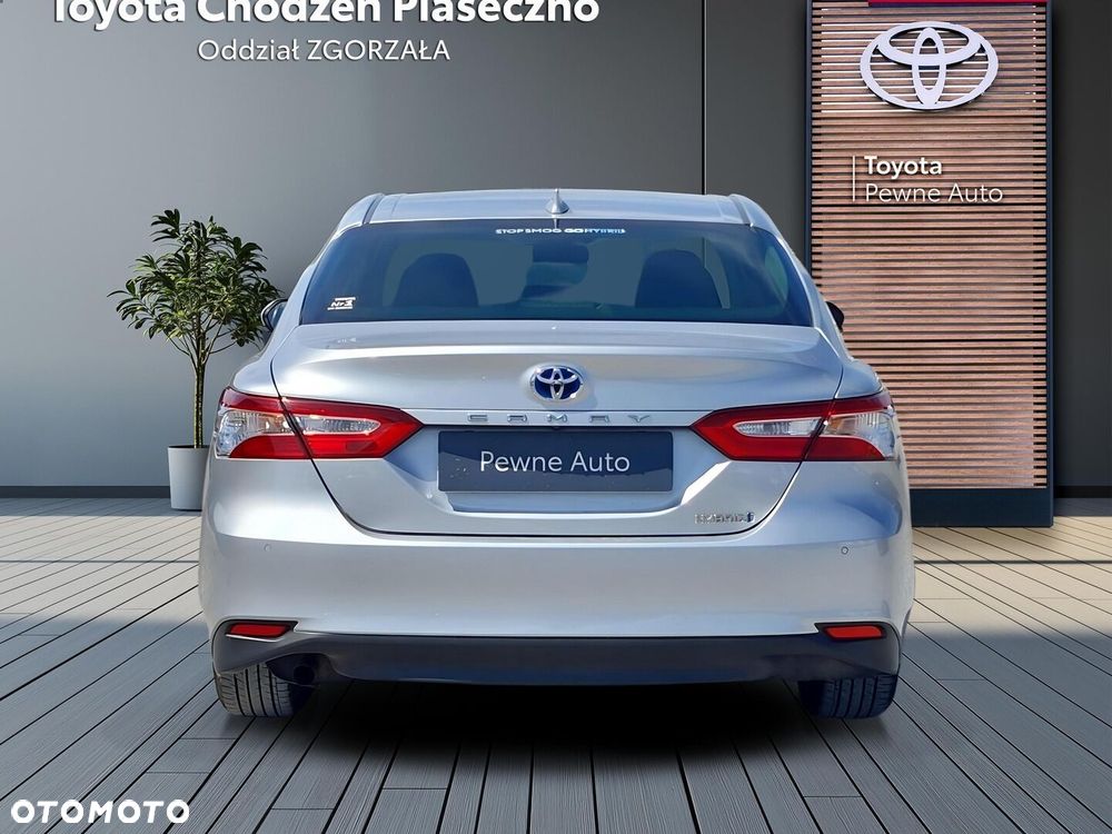 Toyota Camry 2.5 Hybrid Comfort CVT - 5