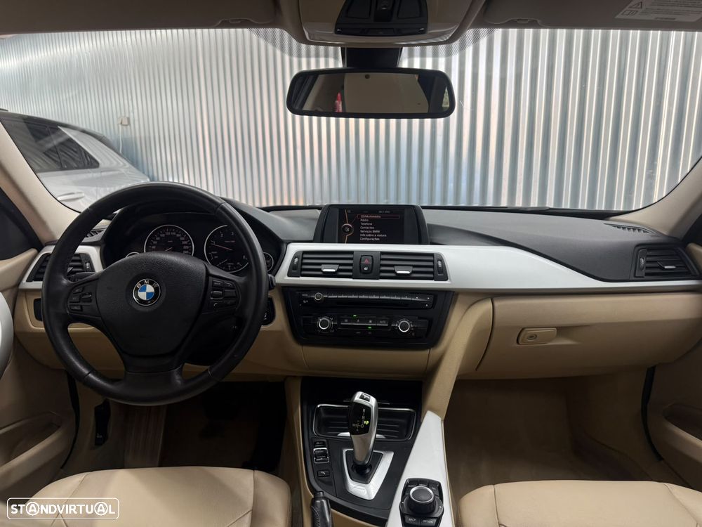 BMW 320 d Auto Line Luxury - 8