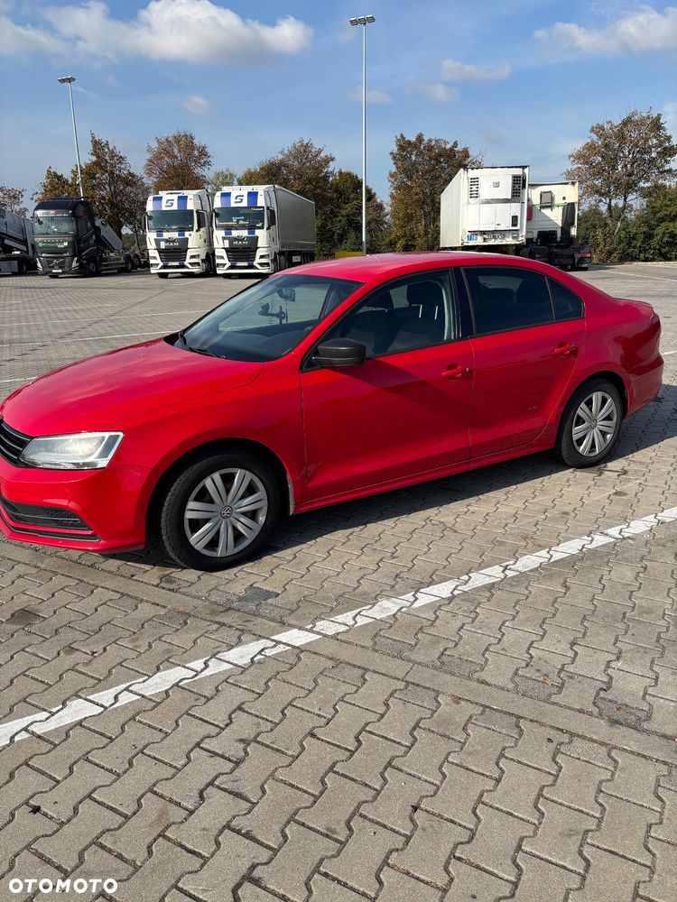 Volkswagen Jetta 2015 photo 2