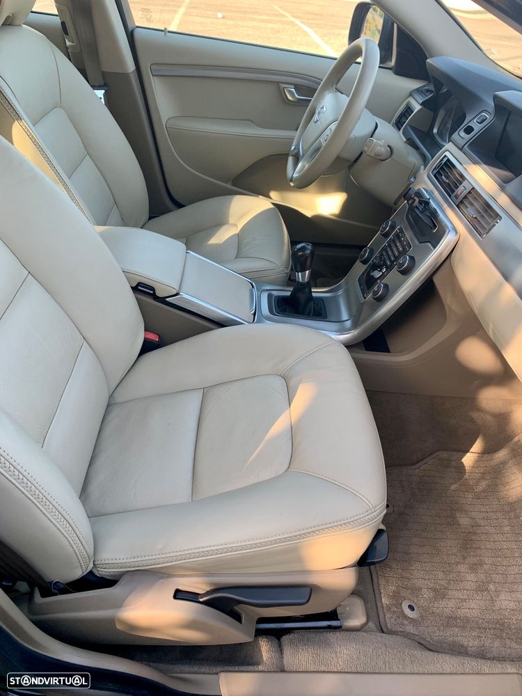 Volvo XC 70 2.0 D4 Momentum Start/Stop - 7