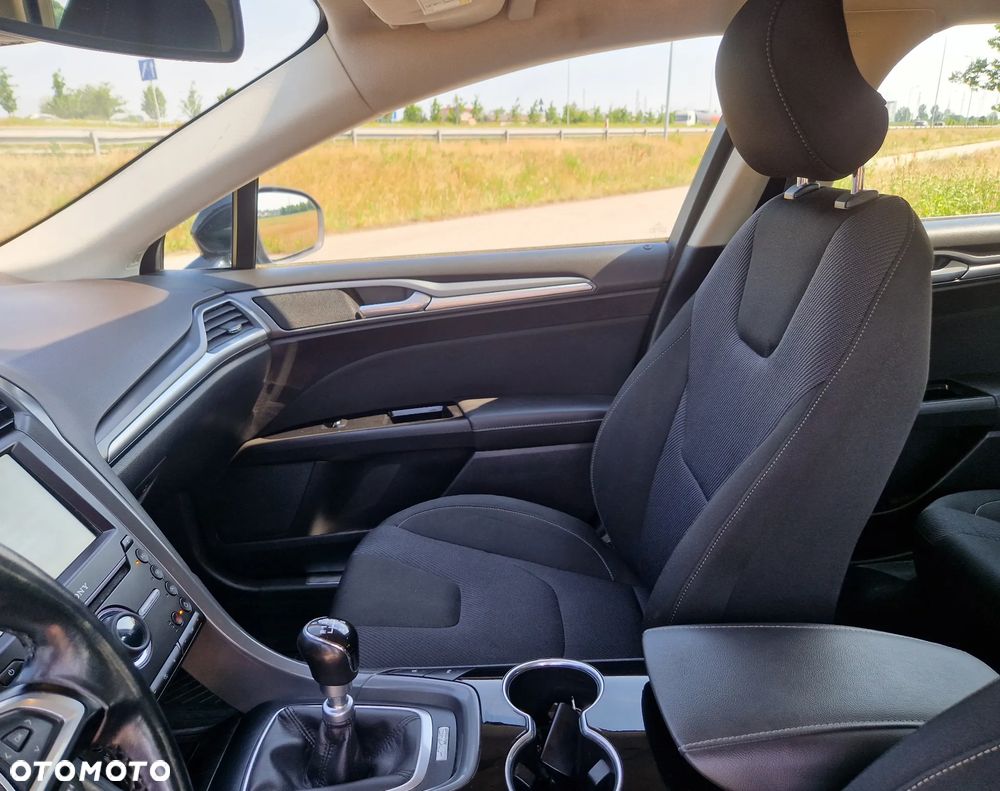 Ford Mondeo - 24