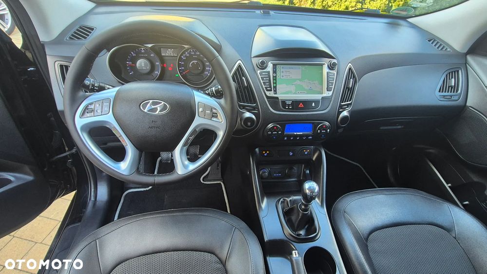 Hyundai ix35 1.7 CRDi 2WD Fifa World Cup Edition - 28