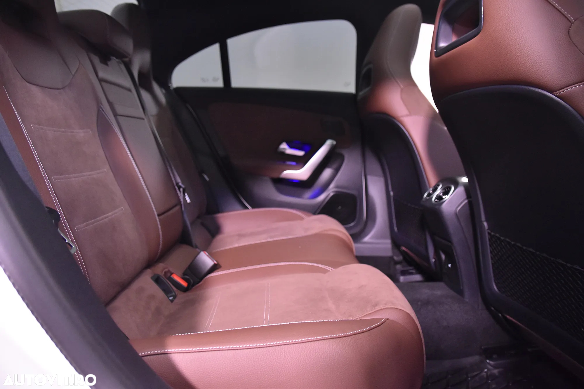 Mercedes-Benz CLA 200 7G-DCT Edition AMG Line - 12