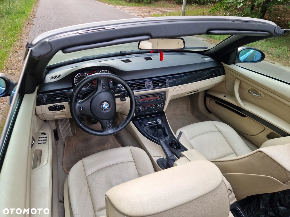 BMW Seria 3 320i - 3