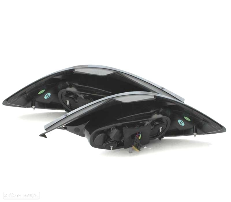 FAROLINS TRASEIROS LED OPEL CORSA D 06-11 PRETO ESCURECIDO - 3