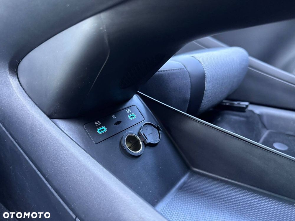 BYD Dolphin G Boost E-CVT - 19