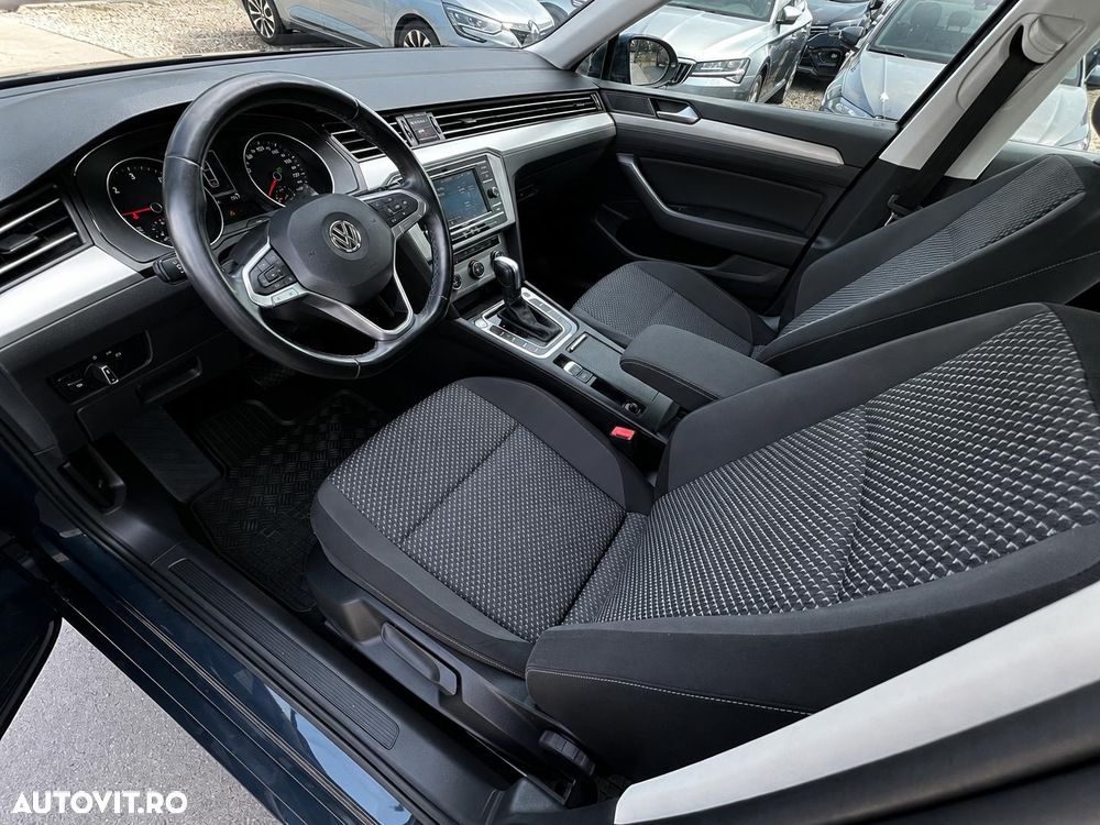 Volkswagen Passat 2.0 TDI DSG Trendline - 8