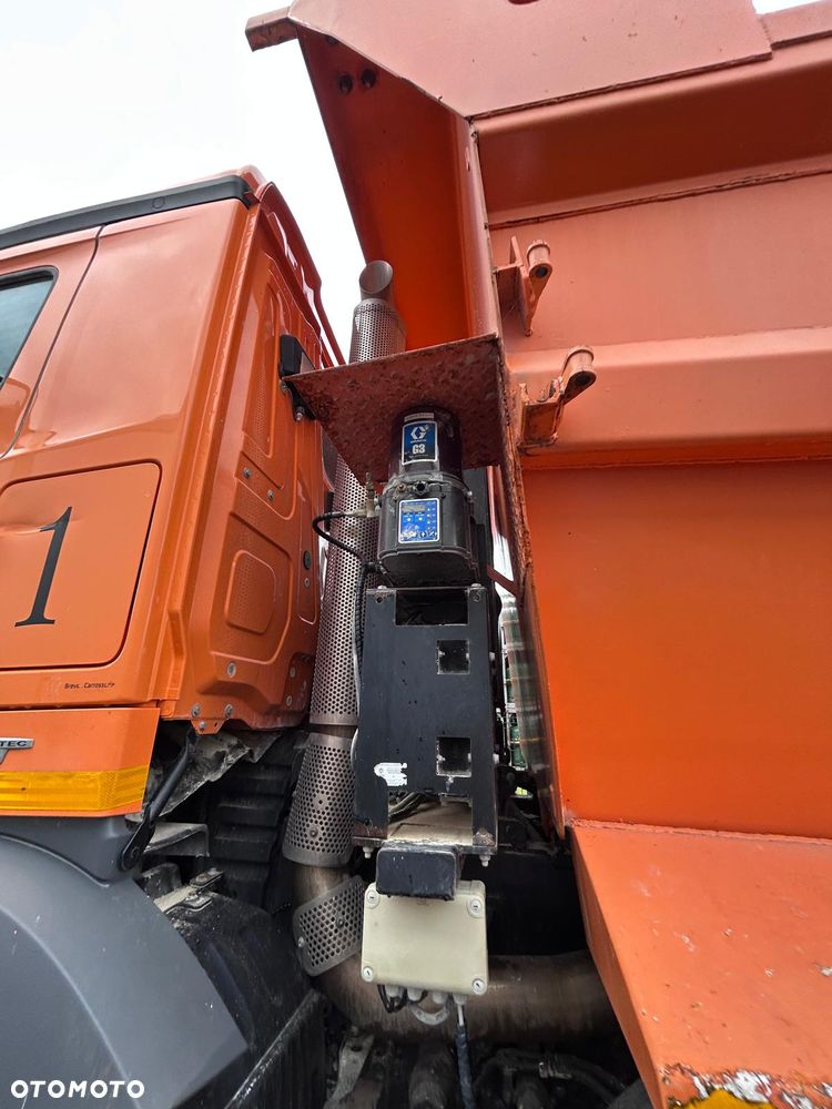 Mercedes-Benz AROCS 4151 - 16