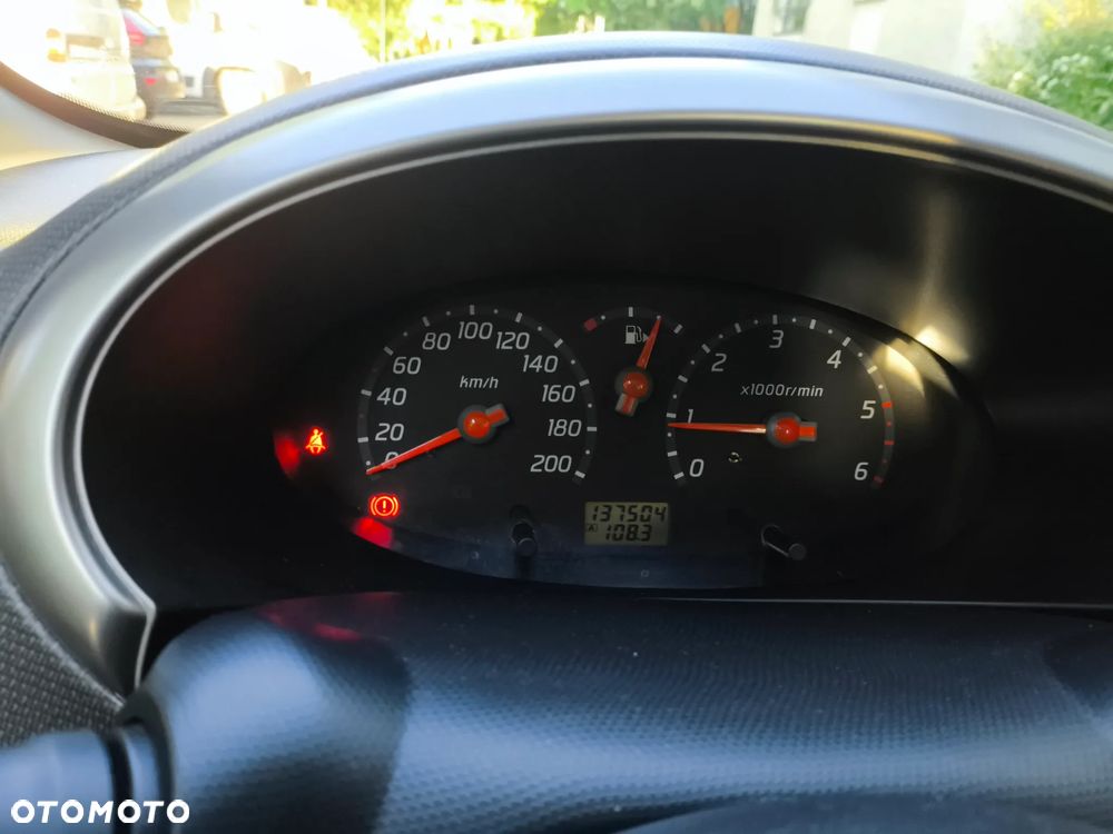 Nissan Micra - 5