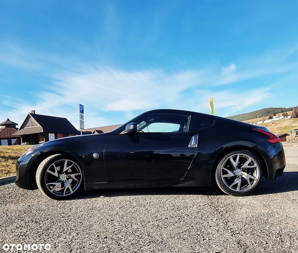 Nissan 370 Z - 3