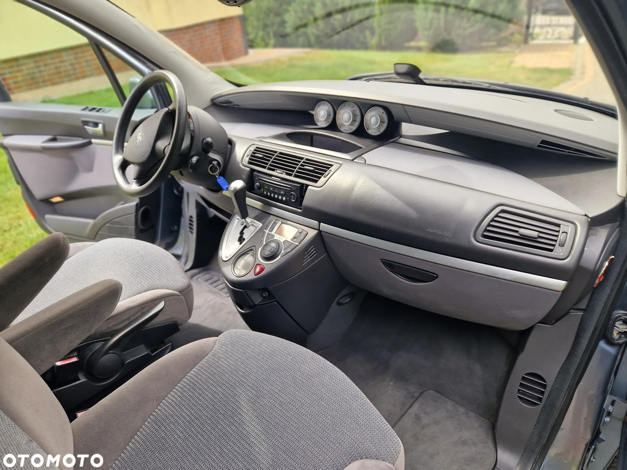 Peugeot 807 2.0 HDi SR - 21