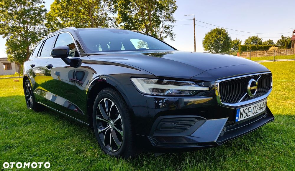 Volvo V60 D3 Momentum Pro - 1