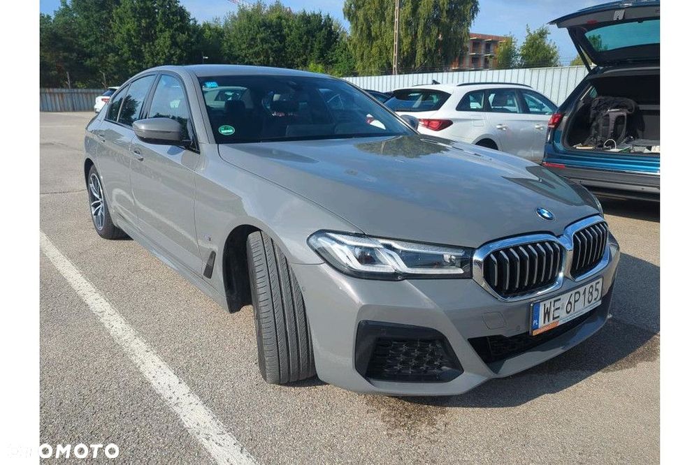 BMW Seria 5 520d xDrive - 3