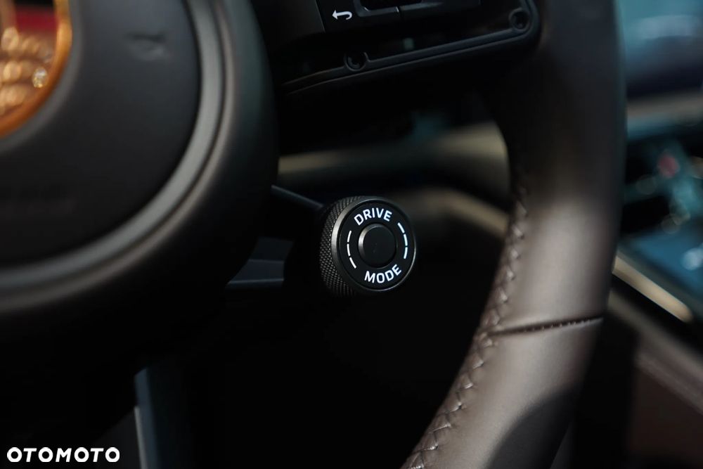 Porsche Panamera 4 E-Hybrid - 13