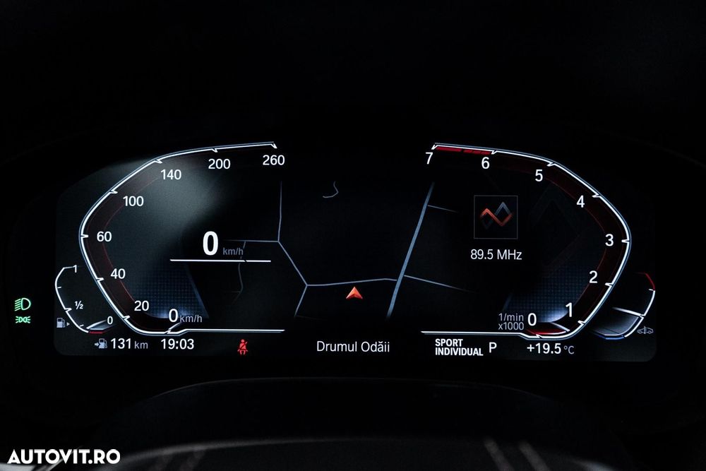 BMW Seria 5 520i Aut. Luxury Line - 33