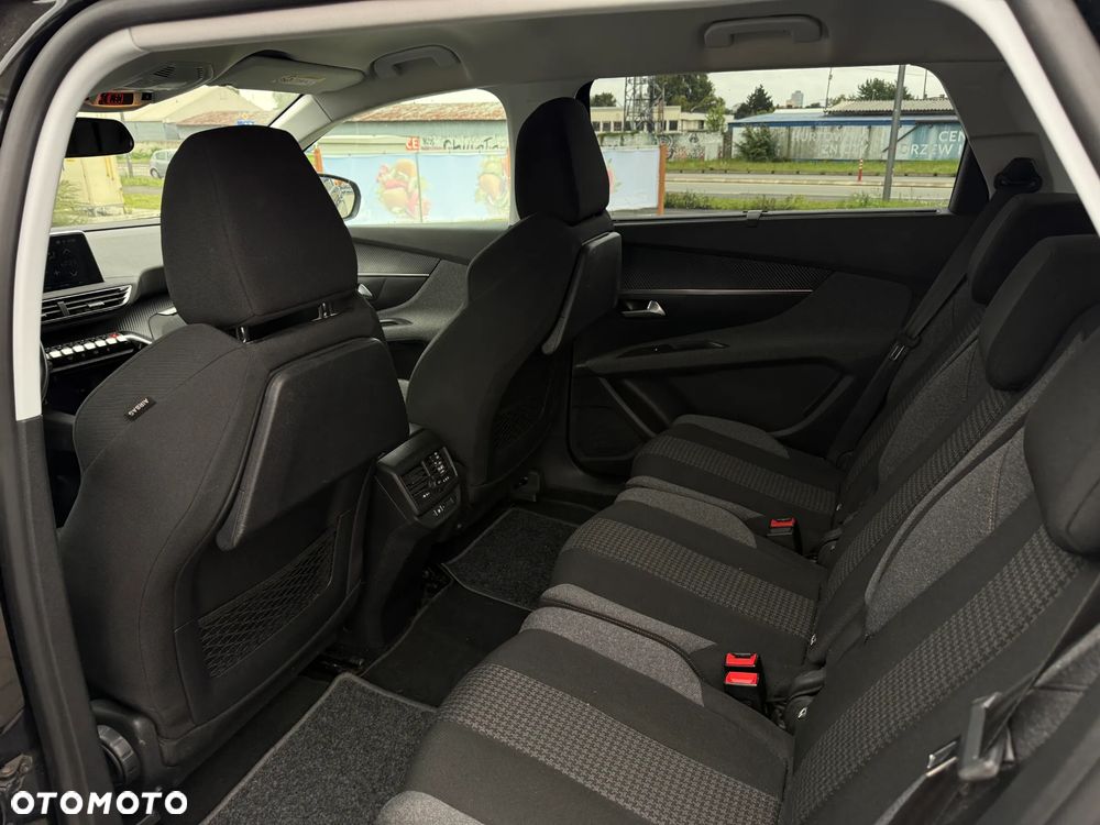 Peugeot 5008 1.5 BlueHDI Active S&S EAT8 - 10