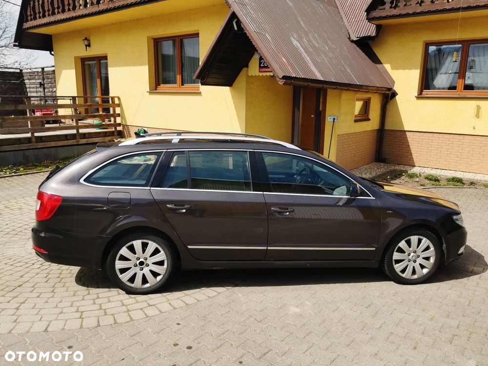 Skoda Superb 2.0 TDI 4x4 Platinum - 3