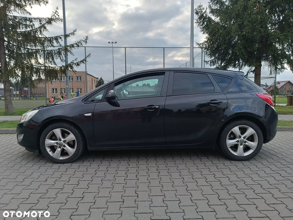 Opel Astra 1.7 CDTI DPF Style - 4