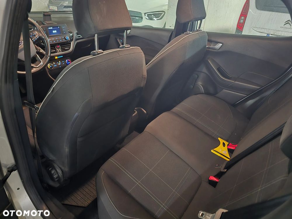 Ford Fiesta 1.1 Trend - 13