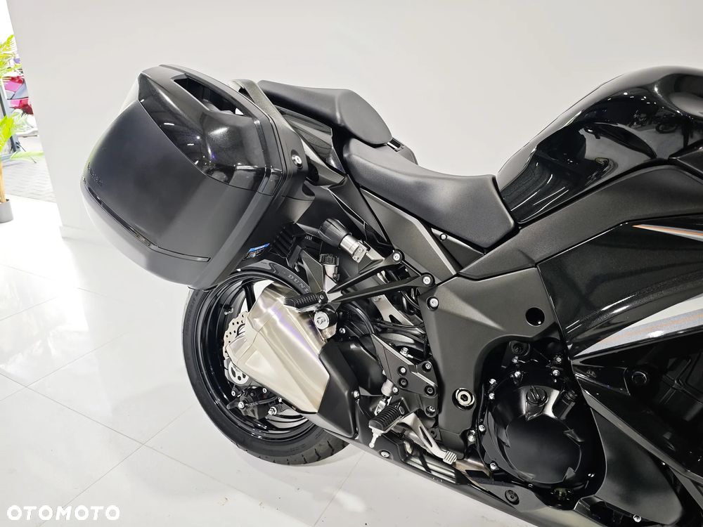 Kawasaki Ninja 1000 SX - 10