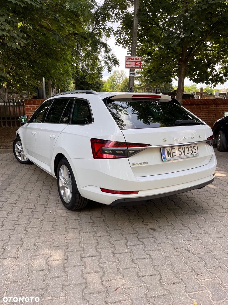 Skoda Superb 2.0 TDI SCR Ambition DSG - 5