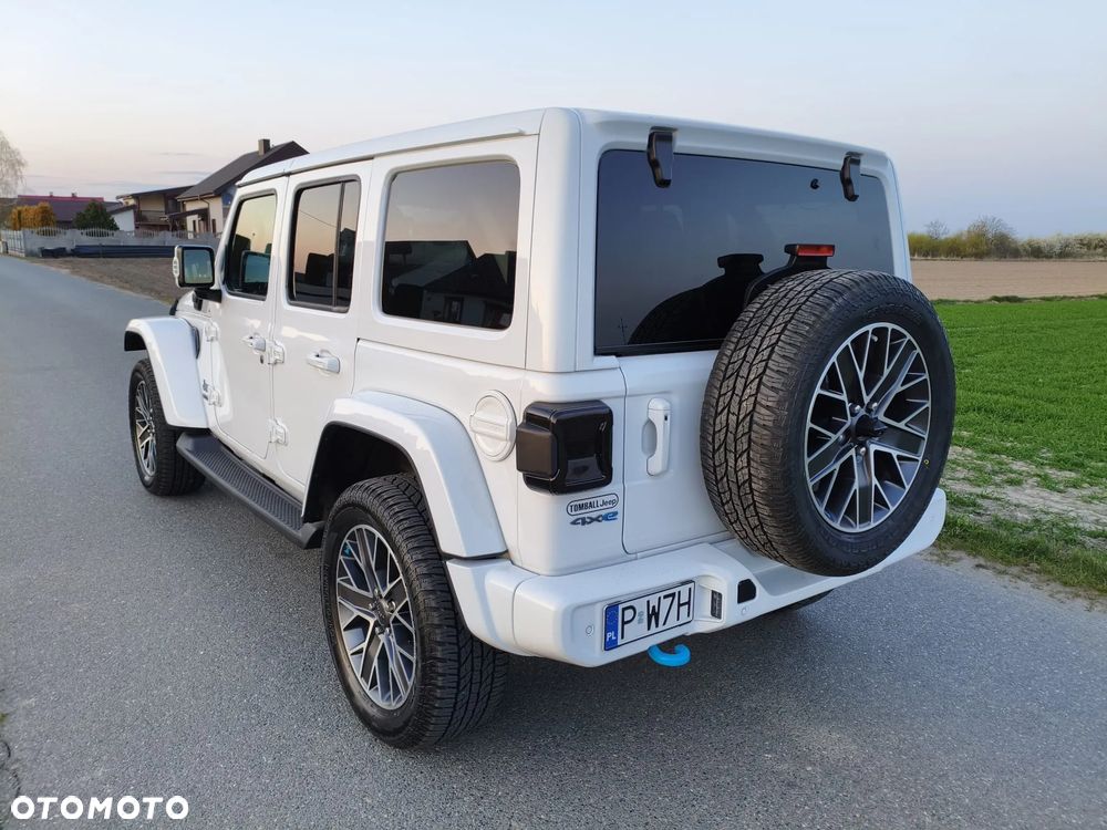 Jeep Wrangler - 8