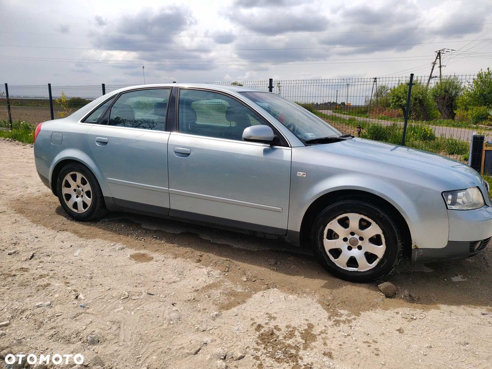 Audi A4 Avant - 3