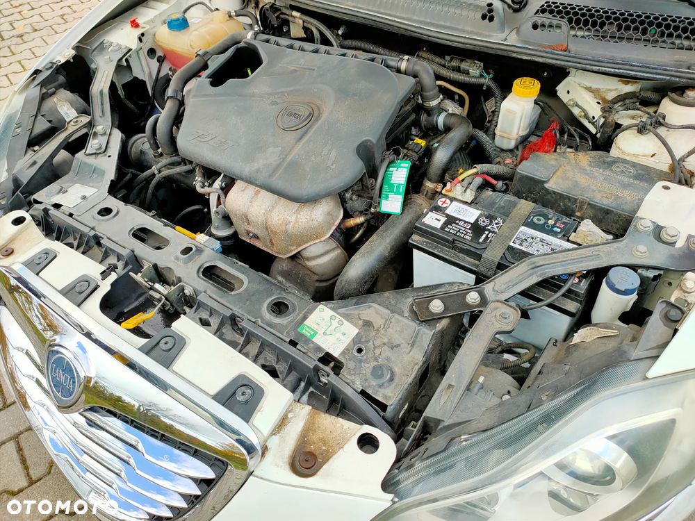 Lancia Delta 1.4 T-Jet 16v Oro - 21