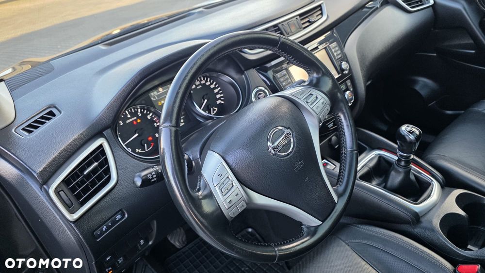 Nissan Qashqai 1.6 DIG-T Tekna - 24