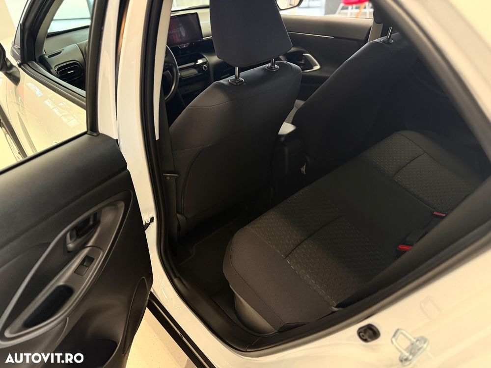 Toyota Yaris Cross 1.5 VVT-i HSD 4x2 Active - 8