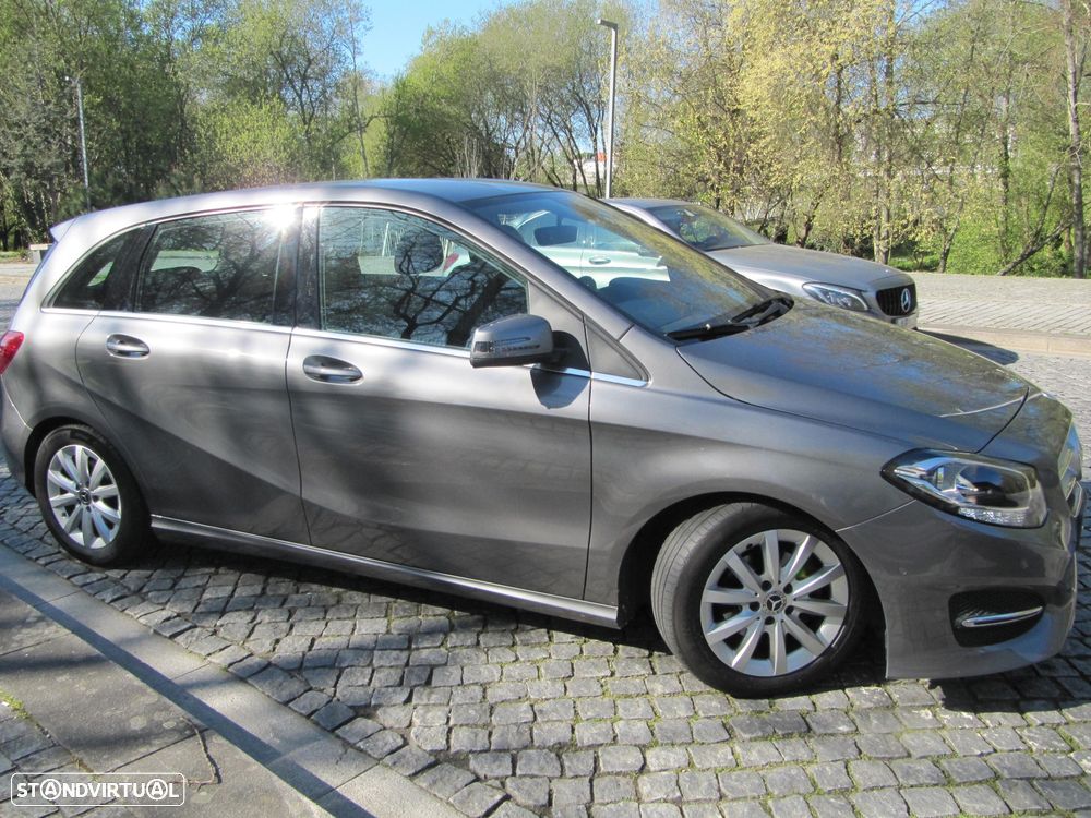 Mercedes-Benz B 180 d Urban - 12