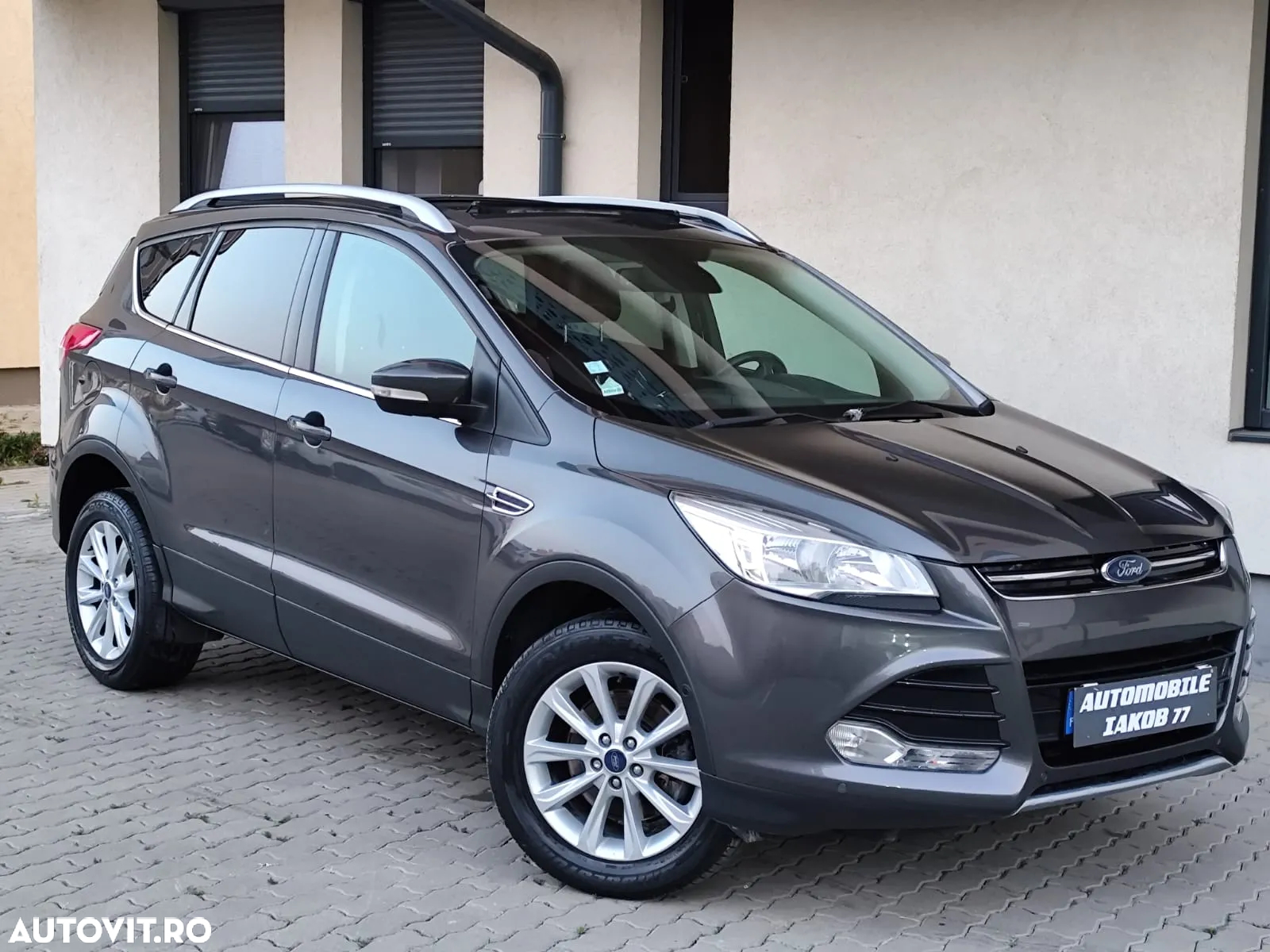 Ford Kuga - 2