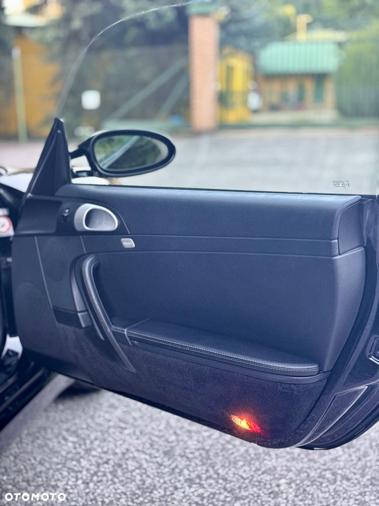 Porsche 911 Carrera Tiptronic S - 14