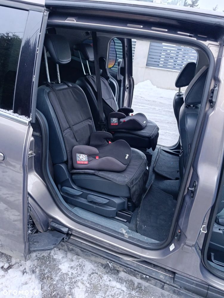 Ford Grand C-MAX - 6