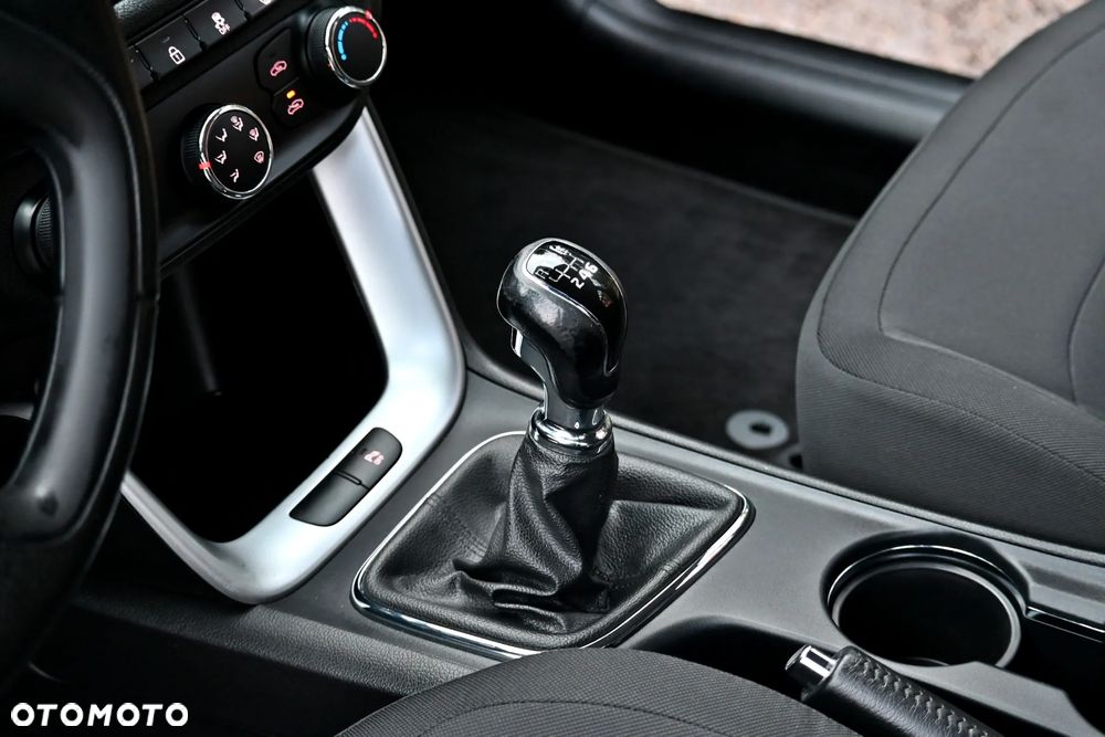 Kia Ceed 1.4 CVVT Dream-Team Edition - 30