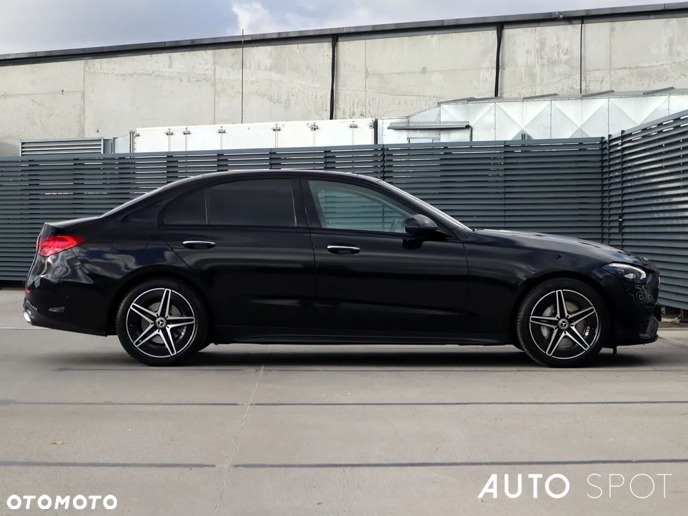 Mercedes-Benz Klasa C 180 9G-TRONIC AMG Line - 6