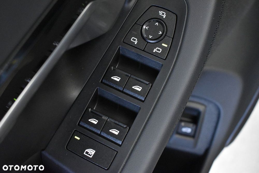 BMW Seria 5 - 10